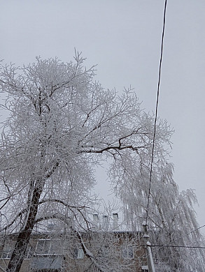 Сгоревшую крышу 62-го дома на улице Окуловой в Иванове восстановили