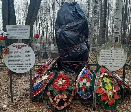 В Пучеже ко Дню Победы отремонтируют обезглавленный памятник на братской могиле