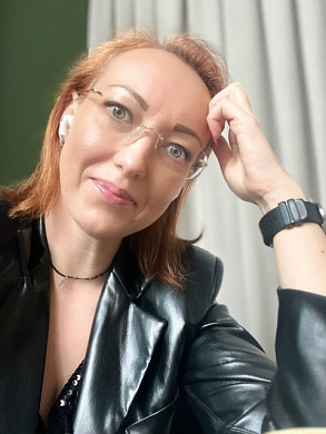 Любовь Калмыкова намерена вернуть должность директора ЦКиО через суд