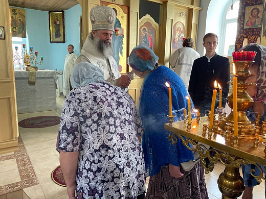 Митрополит Иосиф совершил великое освящение храма иконы Божией Матери «Взыскание погибших»