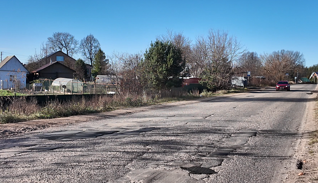 В Ивановской области 3,5 тысячи километров дорог будут обслуживать три компании 