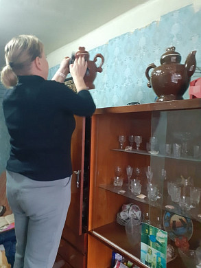 Заволжские соцработники проводят виртуальные экскурсии для пожилых подопечных