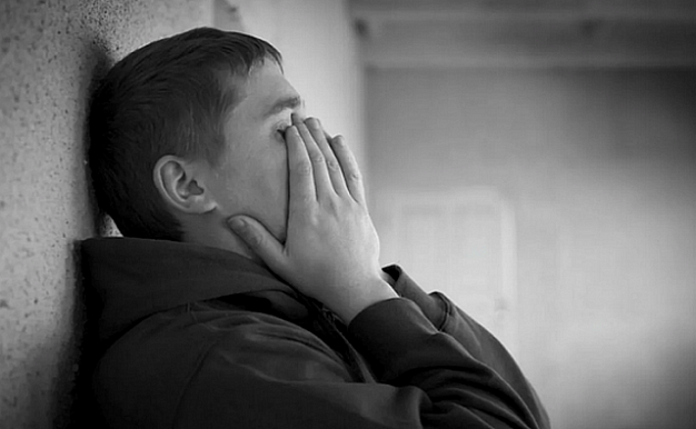 В Ивановской области трое подростков избили и ограбили 14-летнего мальчика