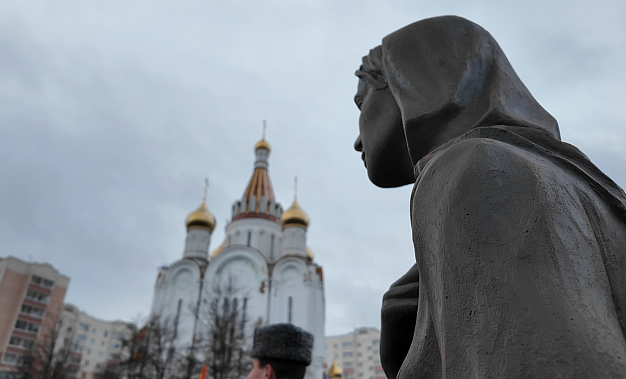 В Иванове открыли памятник «Женщинам защитников Отечества»