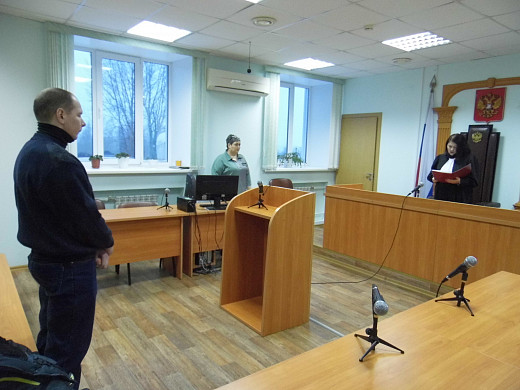 Пучежанин украл у своей бабушки карту и закупился в магазинах