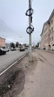 Интернет-провайдер не убрал мусор после себя