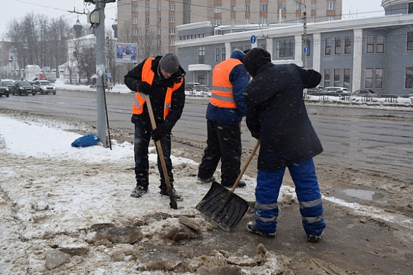  В Иванове обработали от гололеда почти 2 млн квадратных метров пешеходных зон 