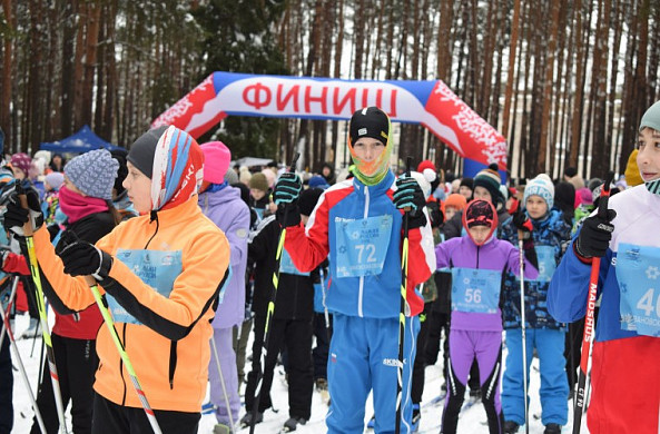 Более 2000 ивановцев приняли участие в «Лыжне России»