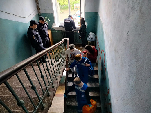 Бабушка, которую спасали всем миром, согласилась отправиться в дом престарелых