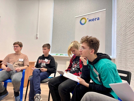  В ивановский образовательный центр «О'мега» прибыло оборудование для скалодрома 