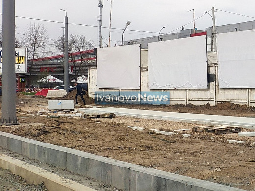 На Лежневской приступили к укладке тротуаров