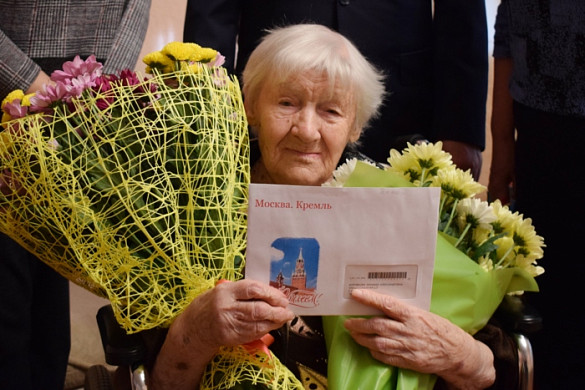  В Иванове поздравили со 100-летним юбилеем ветерана Великой Отечественной 