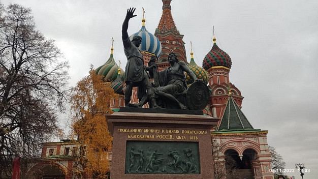 Ивановцы с иконой, мечом и знаменем прошли по пути Смуты