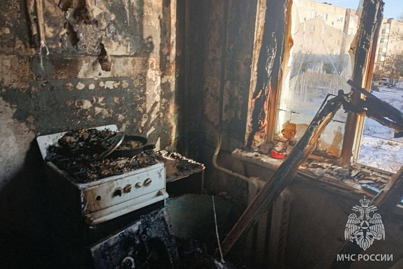 В Заволжске из горящего дома эвакуировали 15 человек