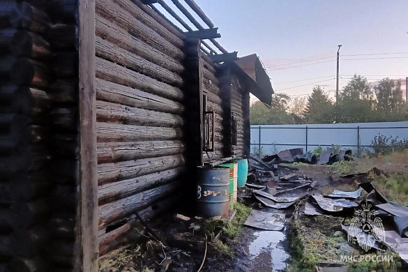 В Фурманове сгорели дом и пристройка