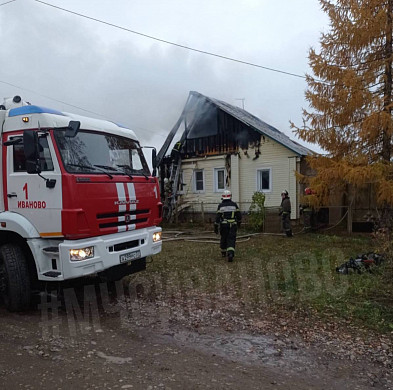 Рано утром на пожаре в Кохме пострадал мужчина