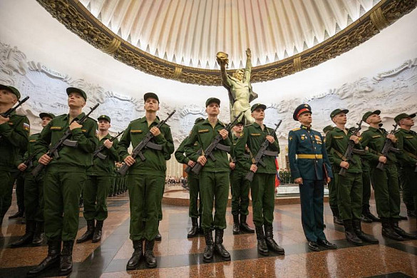  Призывники из Ивановской области приняли присягу в Музее Победы 