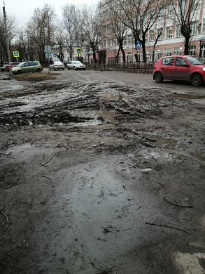 На ул. Каравайковой в Иванове - бездорожье