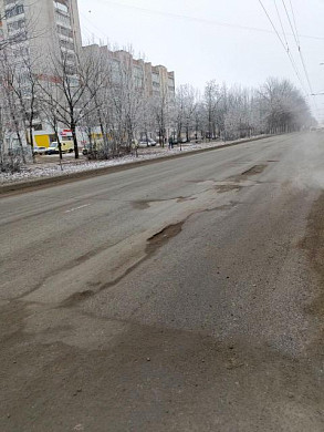Дорога на ул. Шубиных вся в ямах