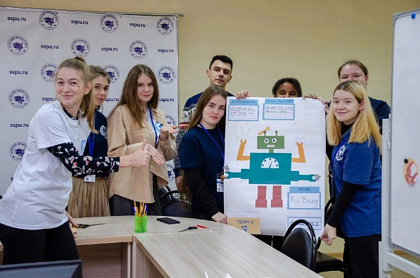 В Шуе реализуют проект «Семейная робототехника»