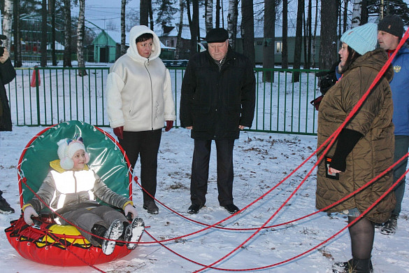 В кинешемском городском парке установили новый зимний аттракцион