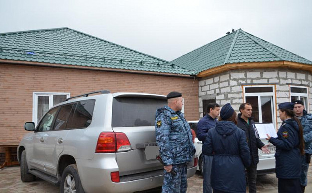  Жители двух деревень в Ивановском районе выплатили 300 тысяч рублей штрафов за превышение скорости 