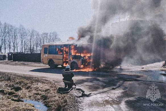  В Ивановской области сгорел школьный автобус 
