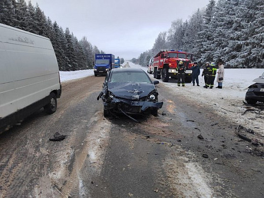  В Фурмановском районе в ДТП погиб водитель легковушки 
