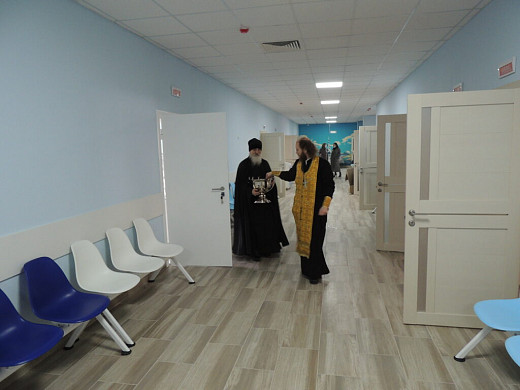 В Ивановской областной детской больнице освятили травмпункт 