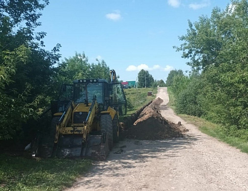 В селе Шекшово занялись ремонтом водопровода