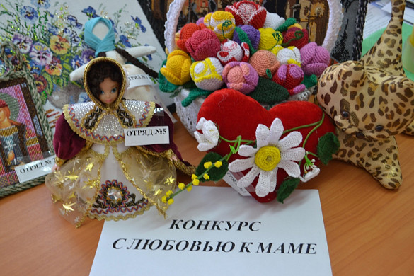Осужденные ивановской колонии своими руками сделали подарки для матерей