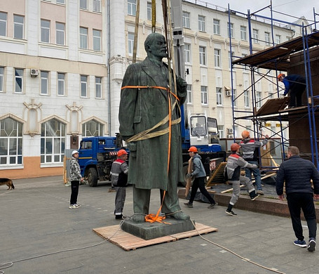  В Иванове демонтировали памятник Ленину 