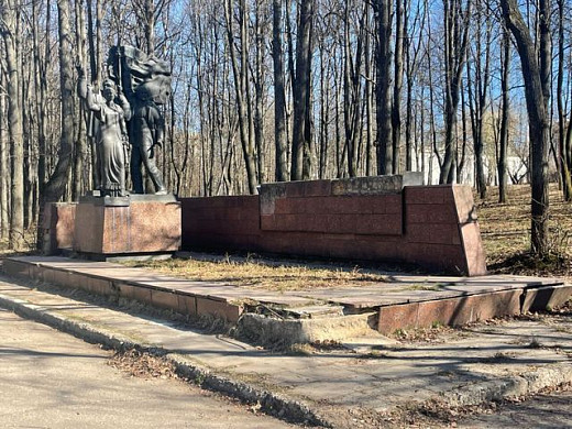 Мемориал "Красная Талка" разрушается