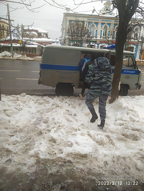 Пропавшего по дороге с учебы домой кохомского подростка нашли