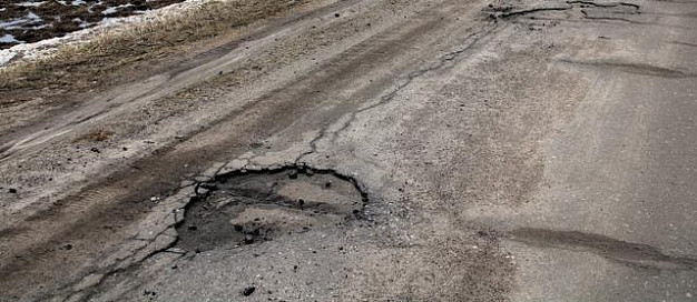  Прокуратура нашла на вичугских дорогах множество выбоин и местами пучинистость 