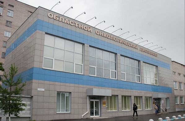 В Иванове из окна 7 этажа онкодиспансера выпал пациент