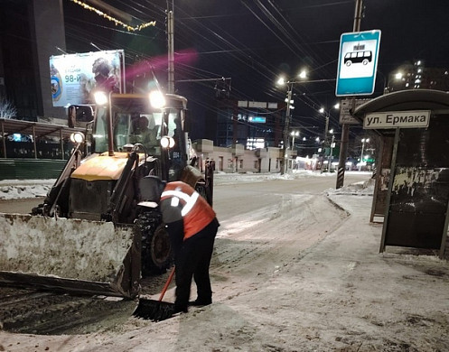 За ночь с ивановских улиц вывезено более 2 тысяч кубометров снега