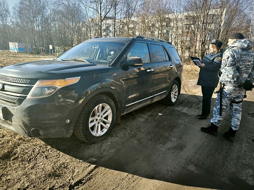  Задолжавший 3 млн рублей ивановец рискует потерять дорогую машину и недвижимость 