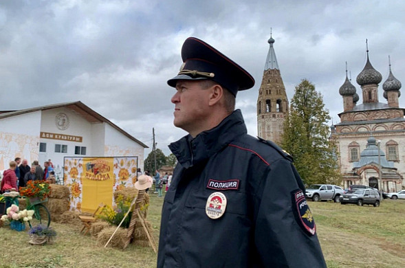  Порядок на Парской ярмарке охраняли 33 сотрудника полиции 