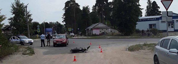  В Ивановской области в ДТП пострадали два подростка на мопедах 