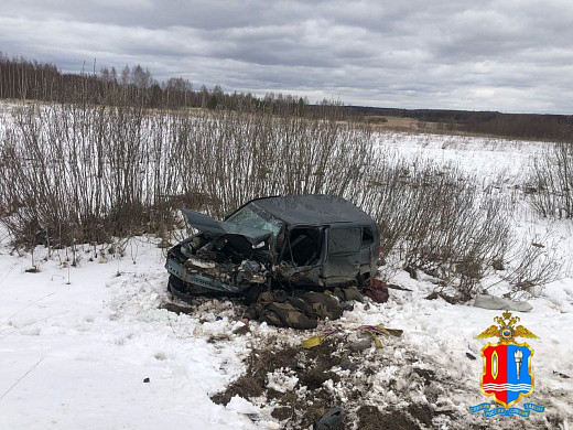 3 человека погибли в автоаварии в Савинском районе