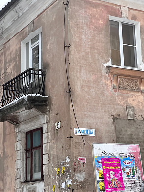 В Иванове управляющая компания не желает расхламлять чердак