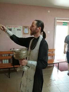 В Заволжске провели обряд освящения городской бани 
