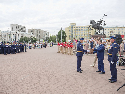 В Иванове торжественно отметили 55-летие Центра  боевого применения и переучивания летного состава