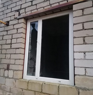  В Южском районе вандалы напали на Дом культуры 