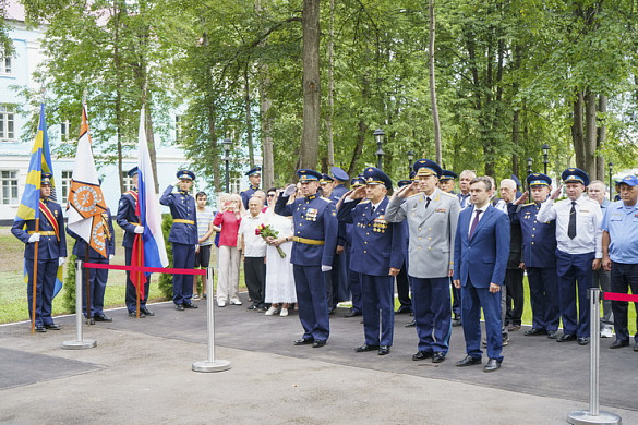 На Северном аэродроме открыли  Аллею Российской Славы