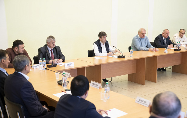 Губернатор провел встречу с представителями  национально-культурных объединений