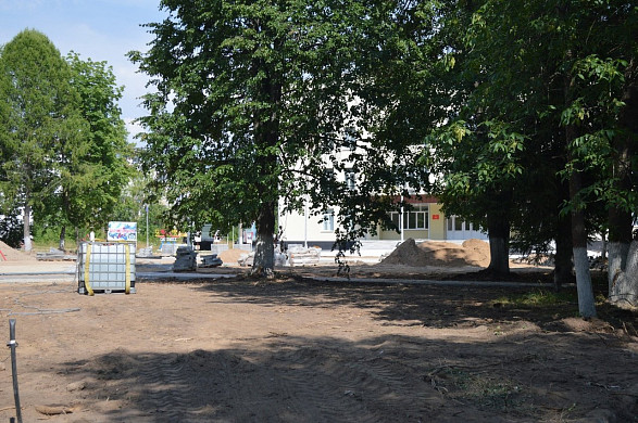 В Тейкове на площади у Дома культуры Российской Армии строят световой фонтан