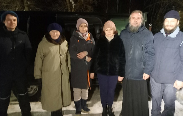 На Донбасс выехала группа кинешемских добровольцев