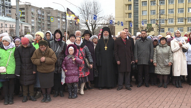 В Иванове празднуют День иконы Казанской Божией Матери и День народного единства